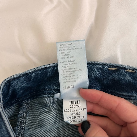 Paige Anessa jeans in Amoroso 32 - Picture 14 of 14